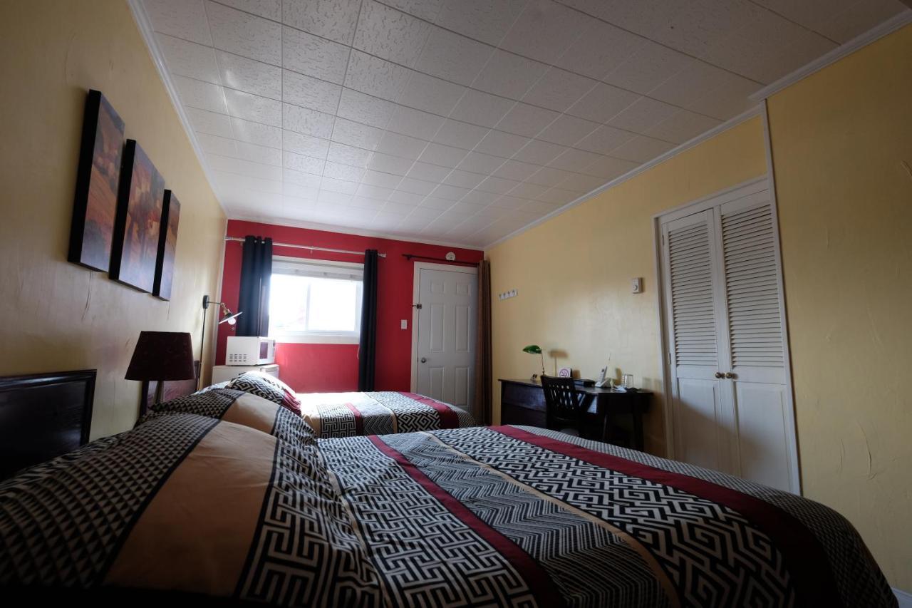 Motel Canadien Trois-Rivières Buitenkant foto